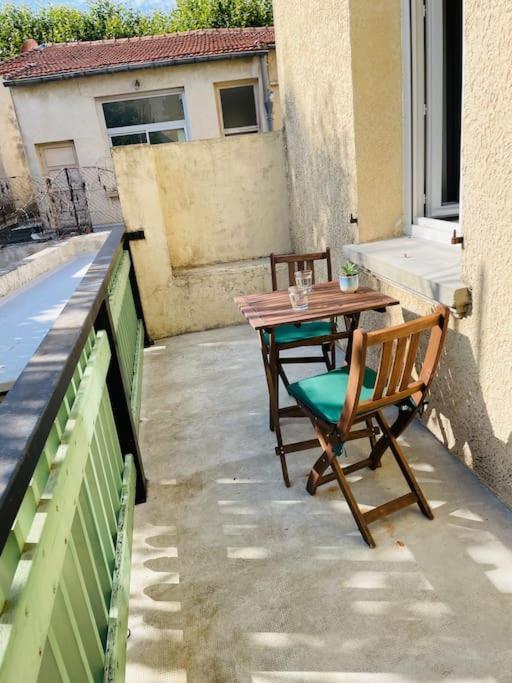 Chez Leo I - Appartement T2 Proche Tricastin 볼렌느 외부 사진